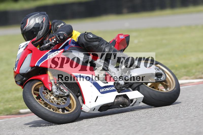 Archiv-2025/07 19.04.2025 Speer Racing ADR/Gruppe gelb/454